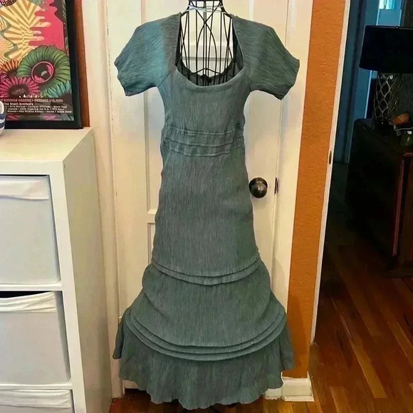 Max + Ash Smocked Maxi Dress-SZ L - Picture 1 of 7